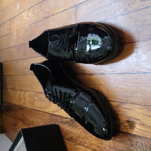 Lace-up Loafer - Picture 2 of 5